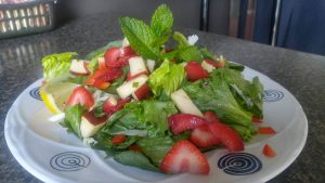 strawberry apple salad